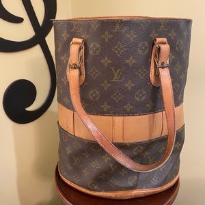 Vintage Louie Vuitton Lg Bucket Handbag